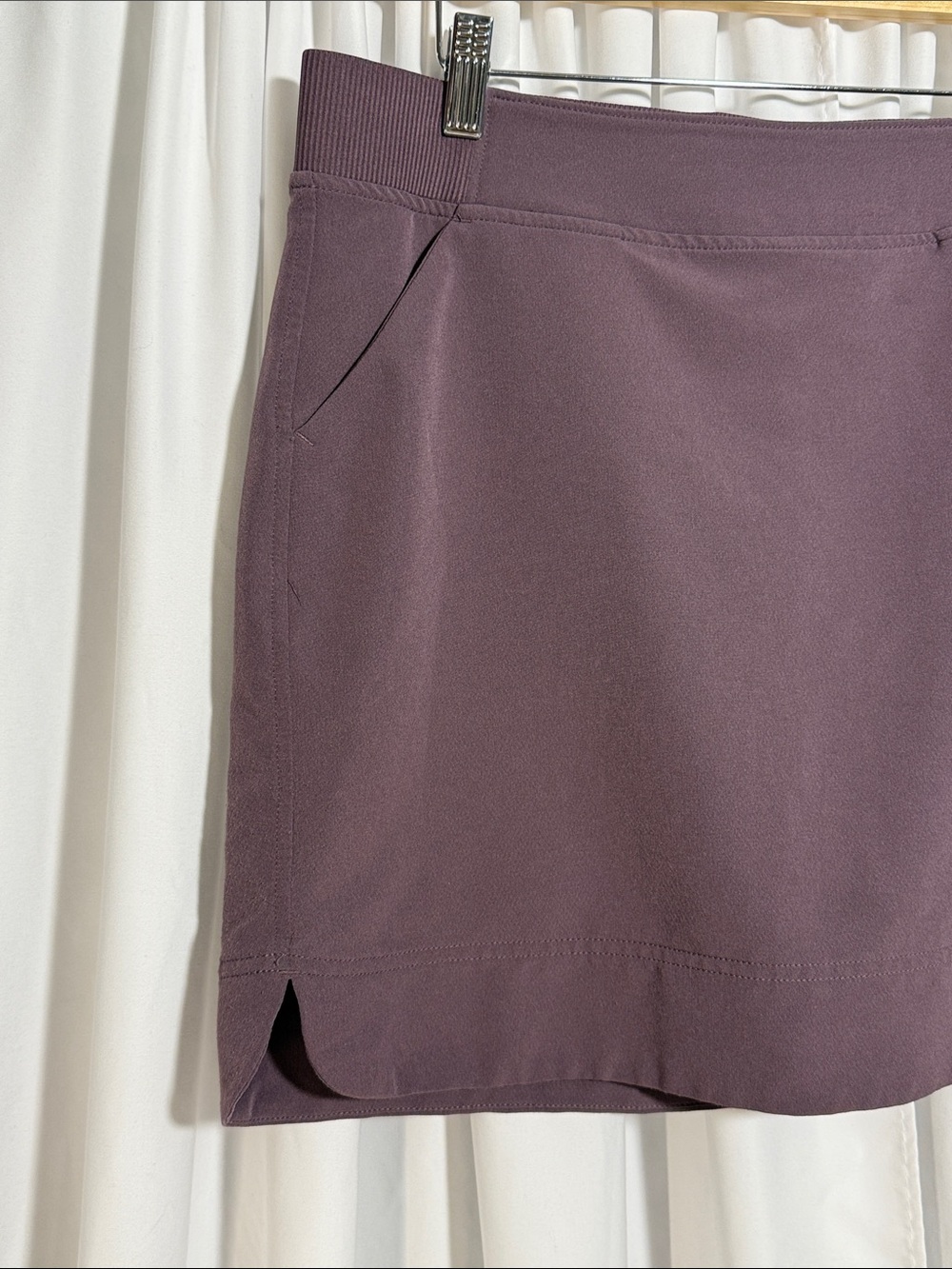 32 Degrees Plum Performance Skort - Picture 2 of 4